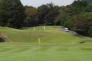 かさまフォレストゴルフクラブ（東・南） HOLE4-3