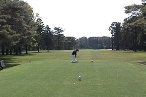 龍ヶ崎カントリー倶楽部 HOLE1-1