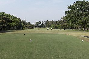 龍ヶ崎カントリー倶楽部 HOLE9-2