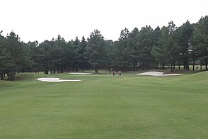 静ヒルズカントリークラブ HOLE1-2