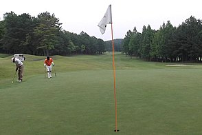 静ヒルズカントリークラブ HOLE2-3