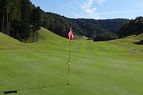関越ゴルフ倶楽部中山コース HOLE2-3