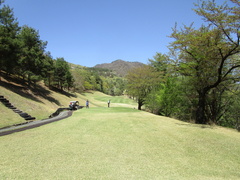 春日居ゴルフ倶楽部 32 /