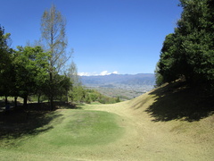 春日居ゴルフ倶楽部 14 /