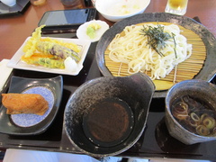 春日居ゴルフ倶楽部 15 /