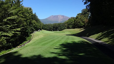 中軽井沢カントリークラブ HOLE3-1