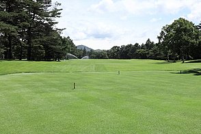 軽井沢ゴルフ倶楽部 HOLE8-1