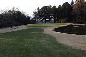 有馬ロイヤルゴルフクラブ HOLE15-3