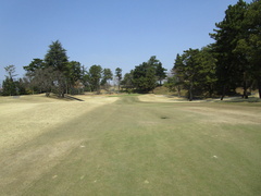 奈良国際ゴルフ倶楽部 4 /