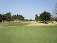 奈良国際ゴルフ倶楽部 16 /