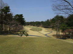奈良国際ゴルフ倶楽部 32 /