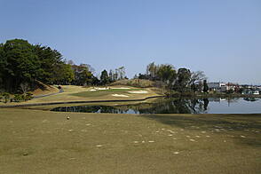 奈良国際ゴルフ倶楽部 NO8 ホール-2