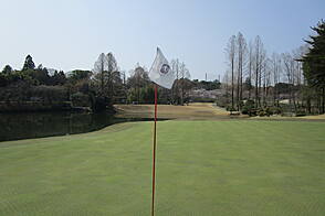 奈良国際ゴルフ倶楽部 NO8 ホール-3