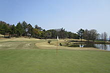 奈良国際ゴルフ倶楽部 NO9 ホール-4