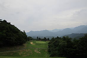 松山国際ゴルフ倶楽部 NO8 ホール-2