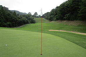 松山国際ゴルフ倶楽部 NO8 ホール-3