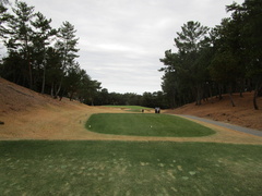 玄海ゴルフクラブ 32 /