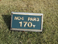 ザ・クイーンズヒルゴルフクラブ 19 /