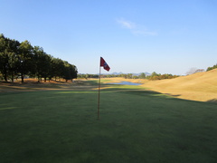 ザ・クイーンズヒルゴルフクラブ 46 /