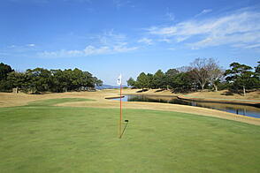 ザ・クイーンズヒルゴルフクラブ NO4 ホール-3