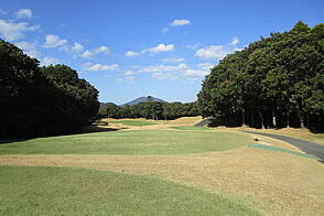 ザ・クイーンズヒルゴルフクラブ NO8 ホール-2