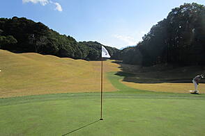 ザ・クイーンズヒルゴルフクラブ NO8 ホール-3