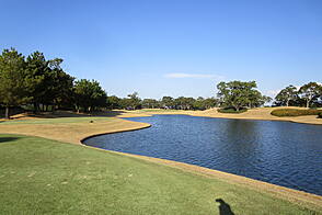 ザ・クイーンズヒルゴルフクラブ NO16 ホール-2