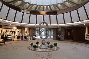 ザ・クイーンズヒルゴルフクラブ クラブハウス-2