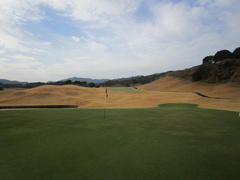 青島ゴルフ倶楽部 23 /