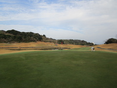 青島ゴルフ倶楽部 28 /