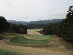 青島ゴルフ倶楽部 14 /