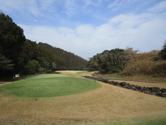 青島ゴルフ倶楽部 44 /