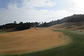 青島ゴルフ倶楽部 NO 7ホール-2