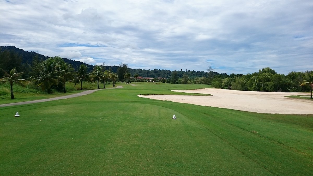 Hole15-2
